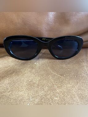 H&M Thick Black Oval Frames Sunglasses